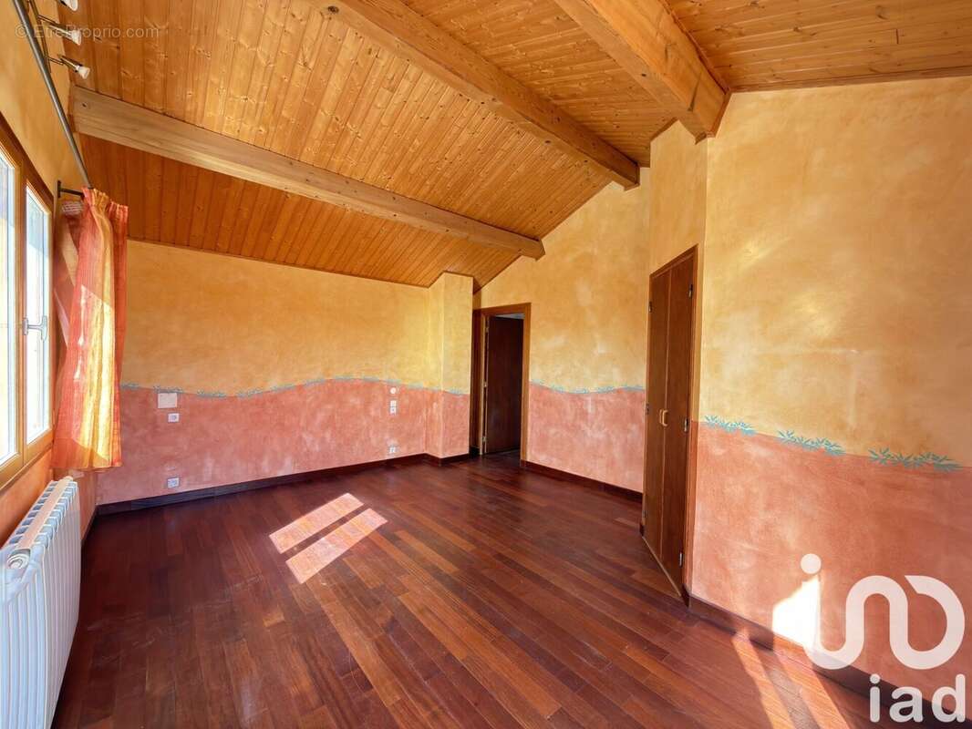 Photo 9 - Maison à VILLEDAIGNE