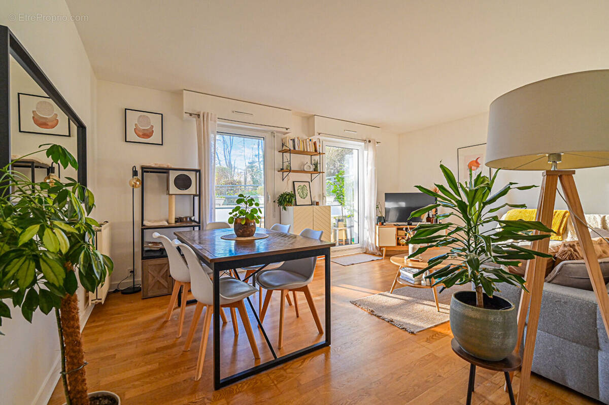 Appartement à CHATILLON