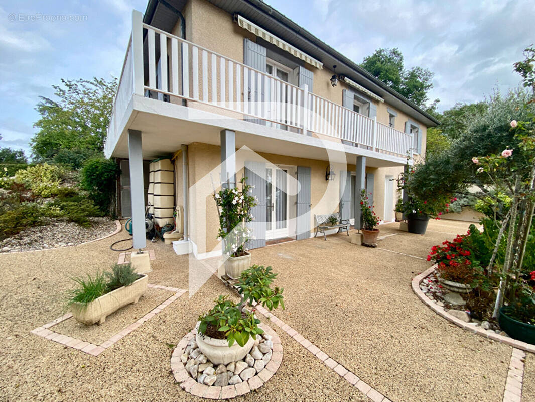 Maison à TRELISSAC