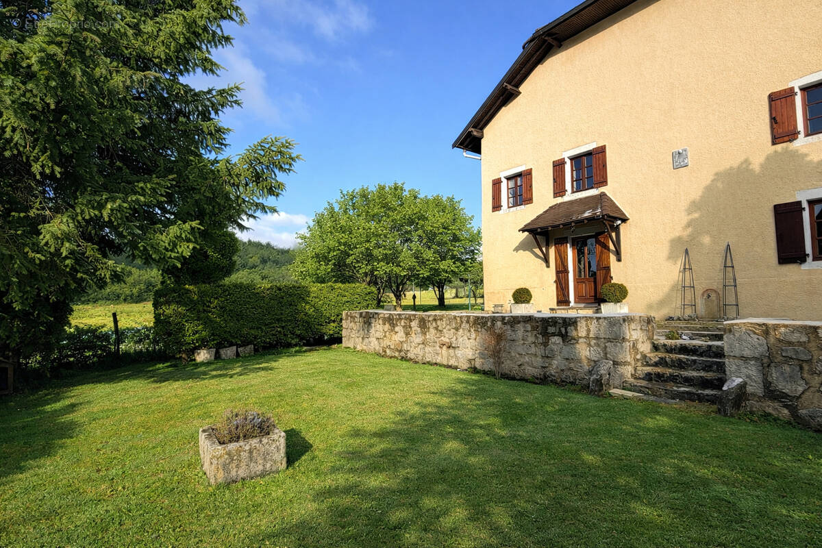 Maison à HAUTEVILLE-LOMPNES