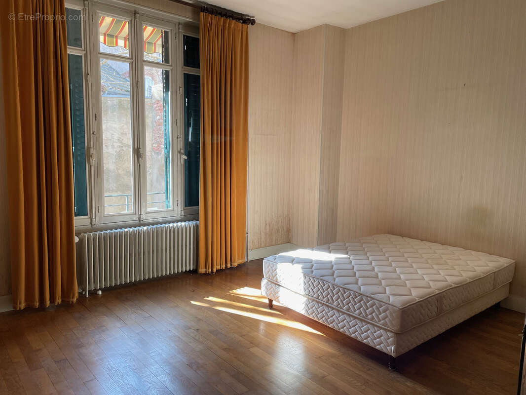 Maison à CHALON-SUR-SAONE