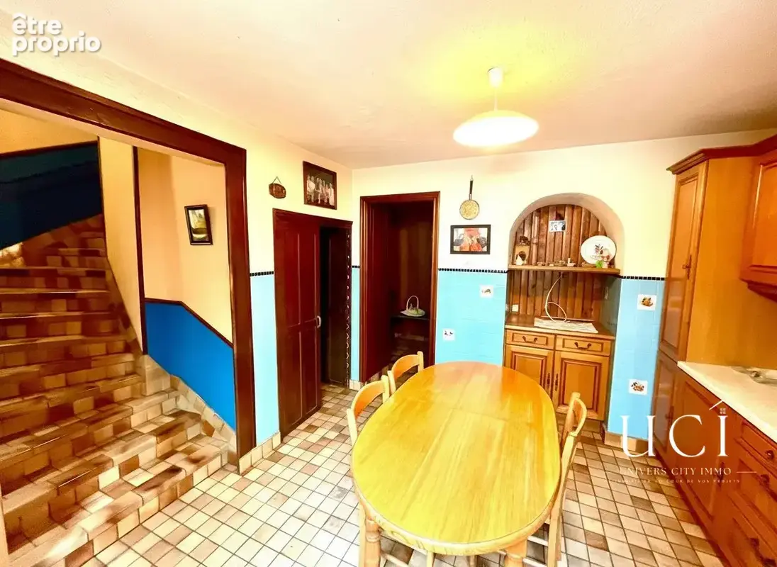 Maison 207 m² à Avrille  - photo 3