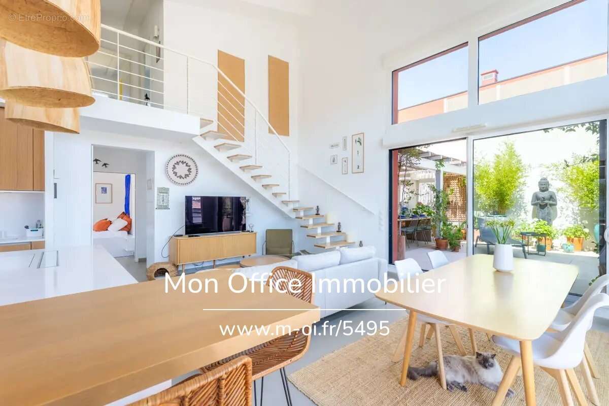 Appartement à MARSEILLE-11E