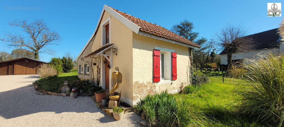 Maison à BOUSSELANGE