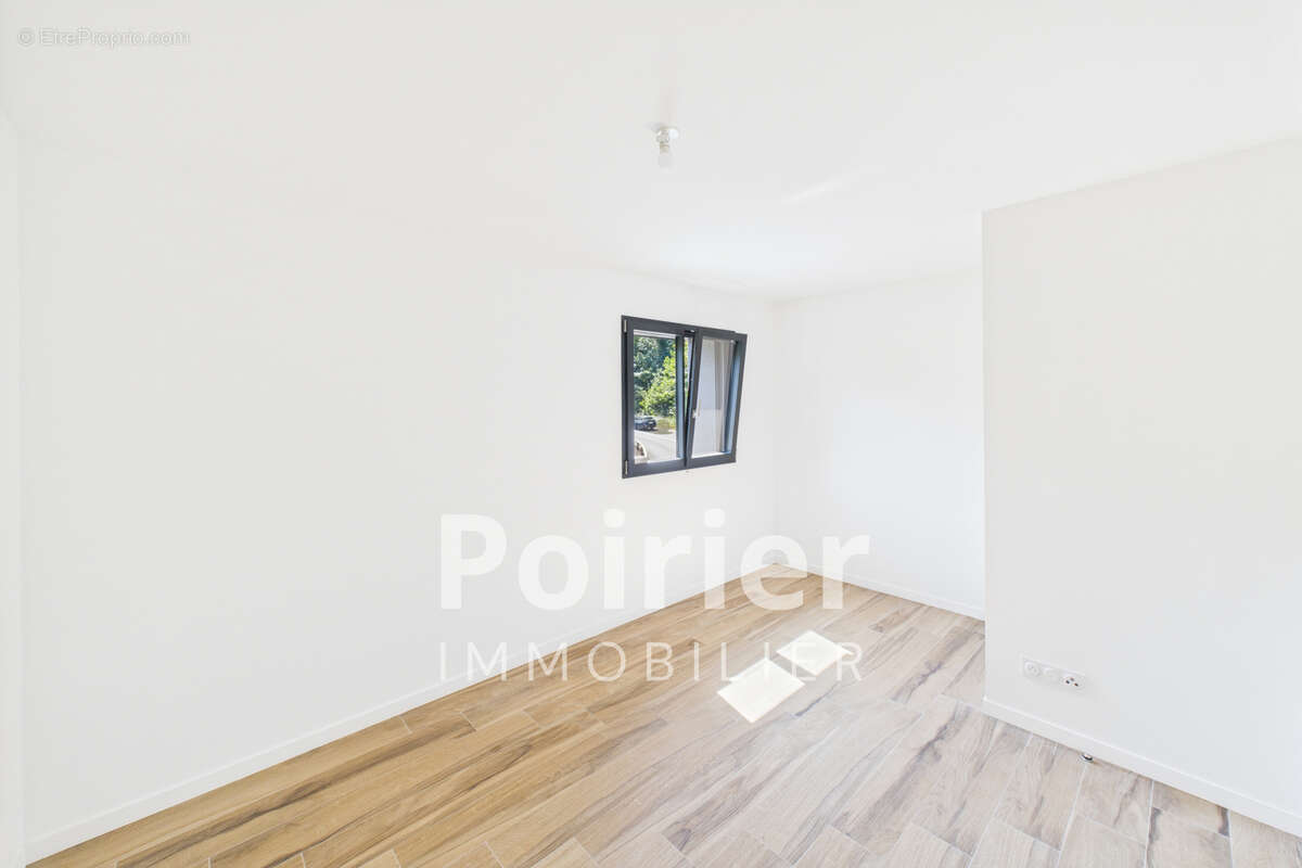 Appartement à NEUVECELLE