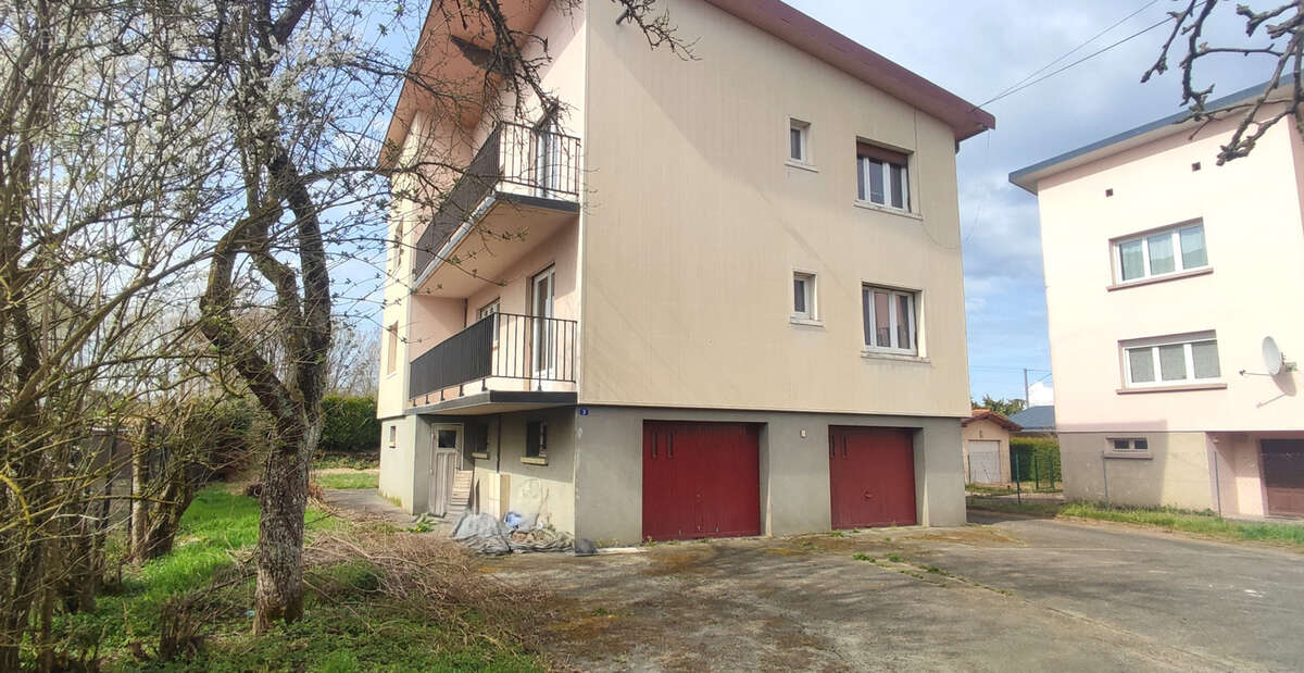 Appartement à JONCHEREY