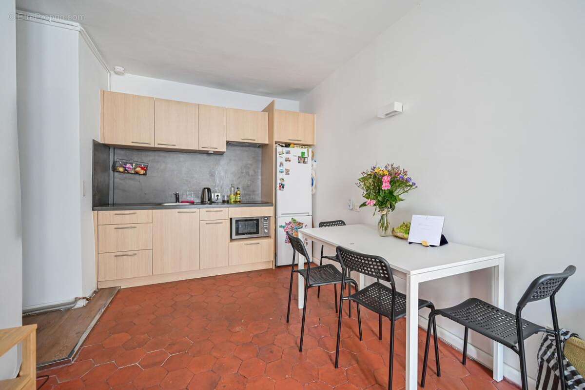 Appartement à PARIS-18E