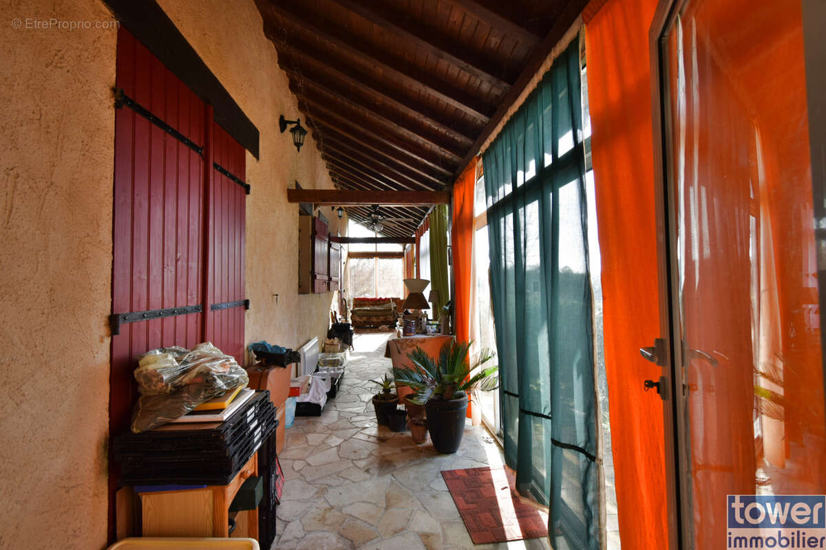 Maison à SAINT-PIERRE-D'EYRAUD