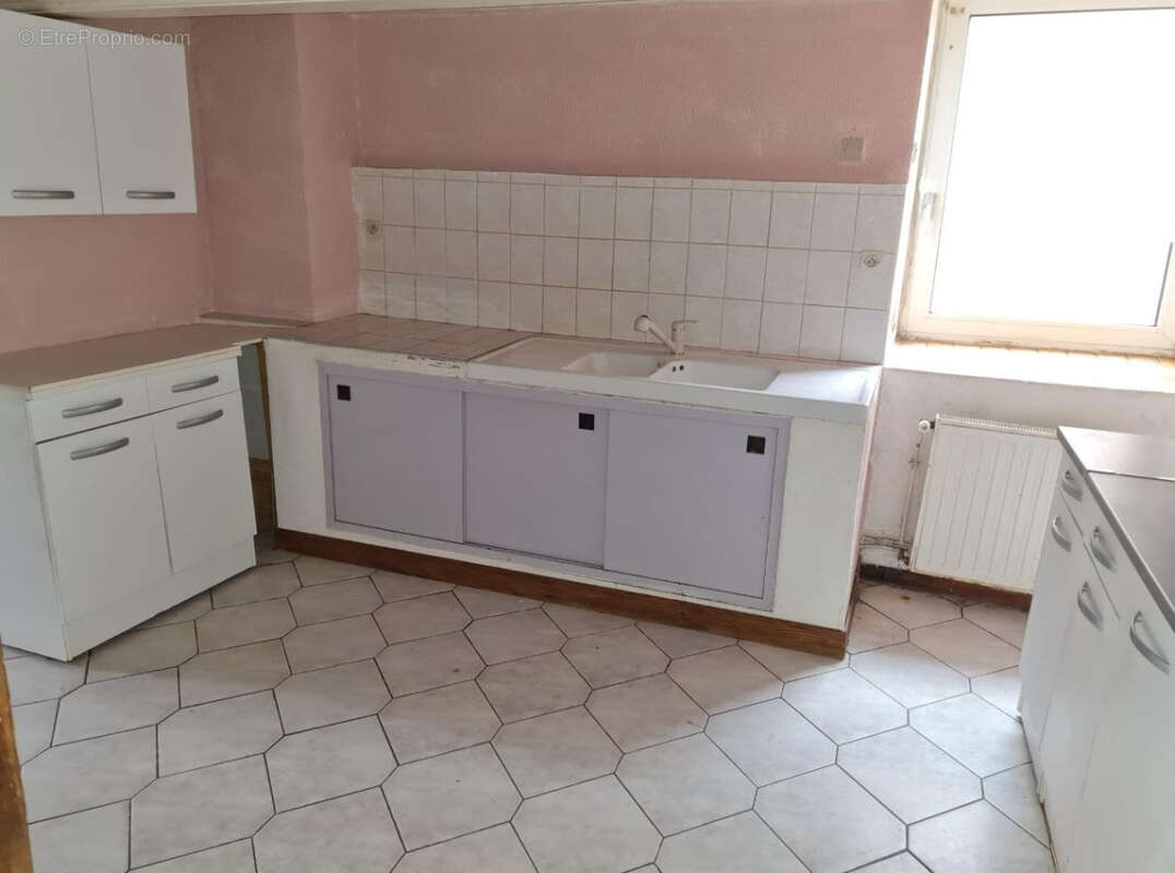 Maison 90 m² à Maizieres-Les-Vic  - photo 2