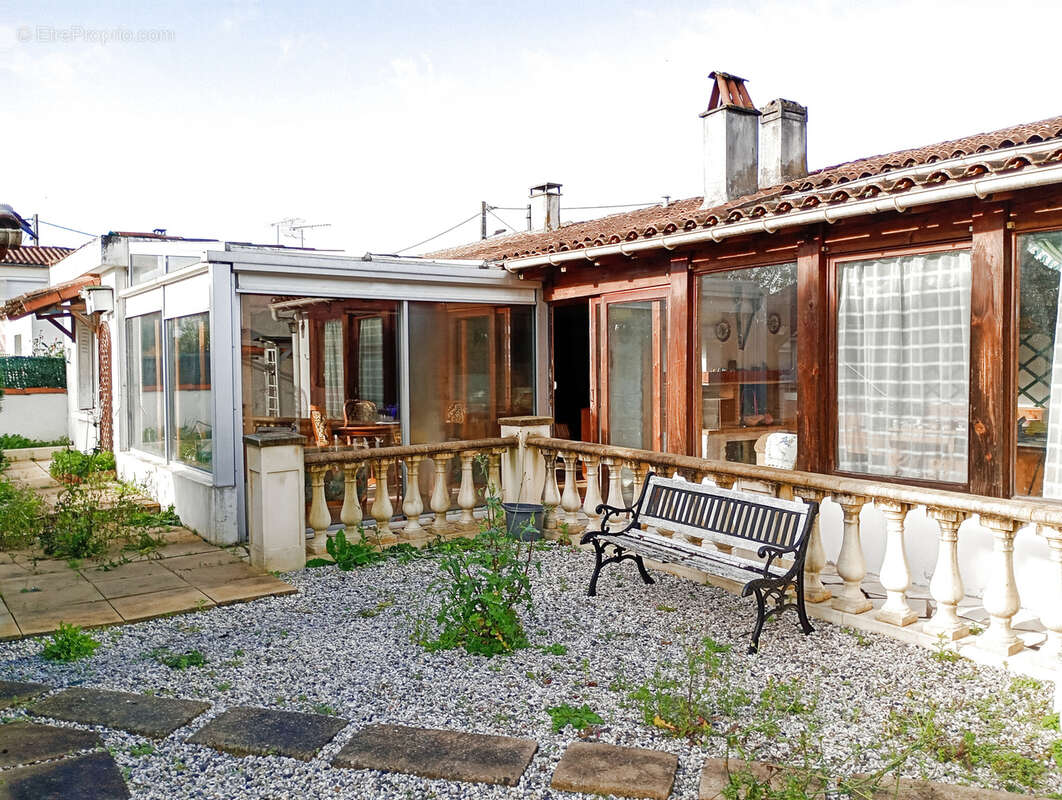 Maison à CHATEAUBERNARD