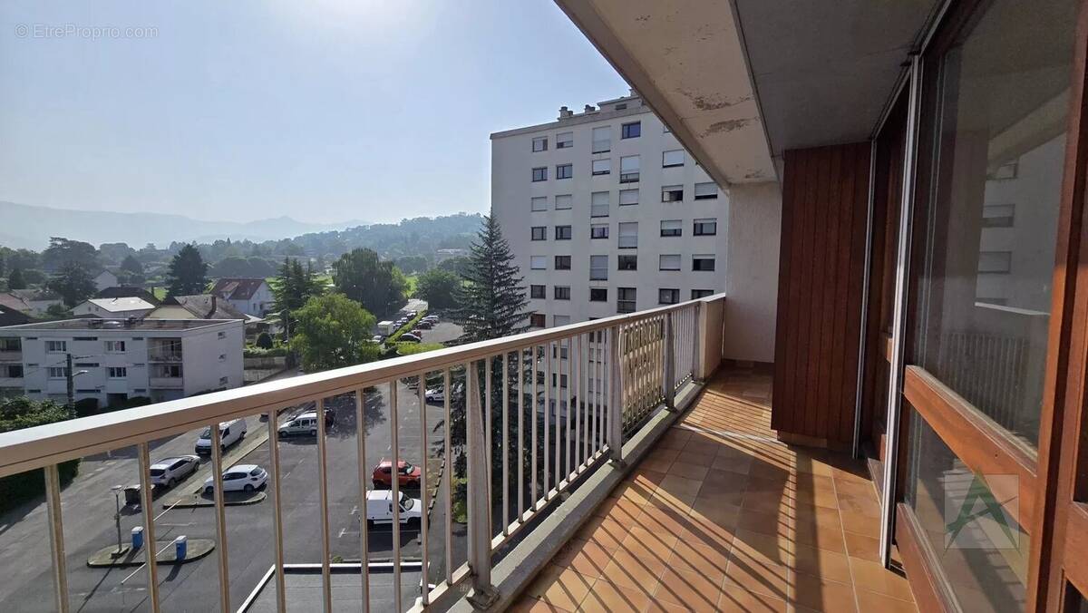 Appartement à JACOB-BELLECOMBETTE