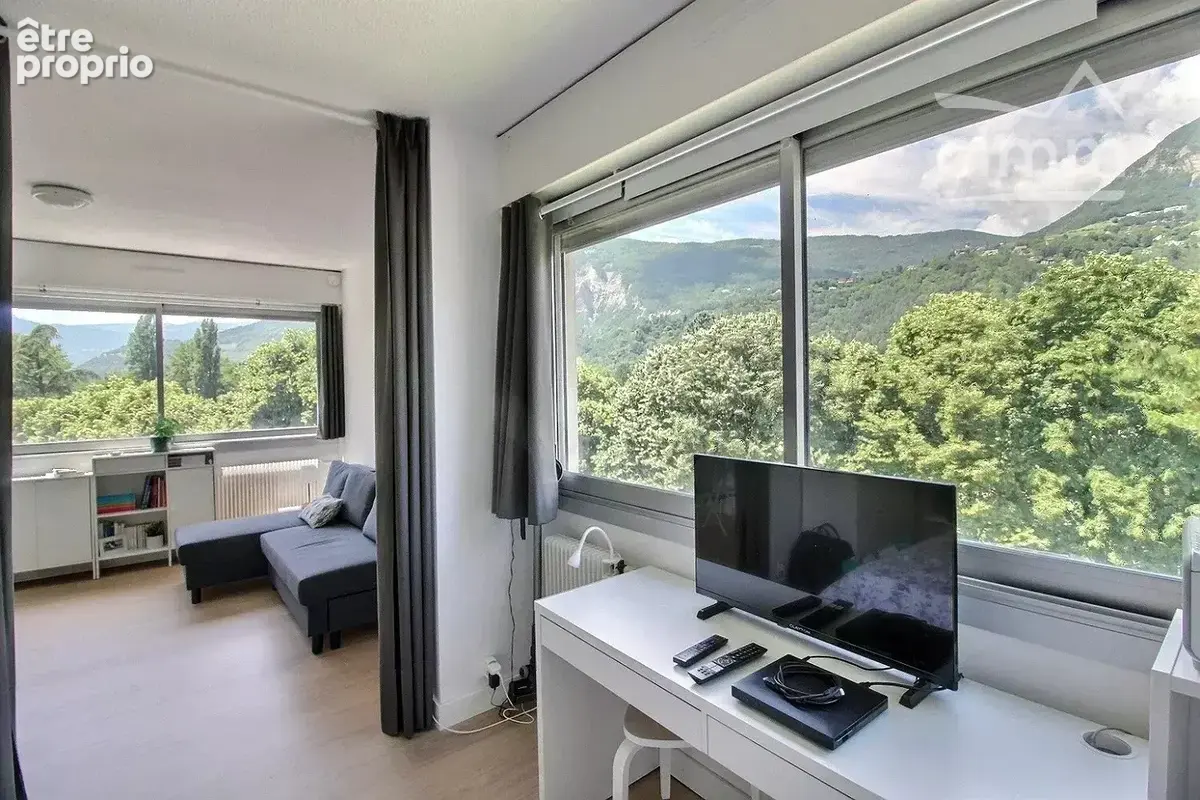 Meylan – t2 meublé avec vue montagne, cave et parking - photo 2
