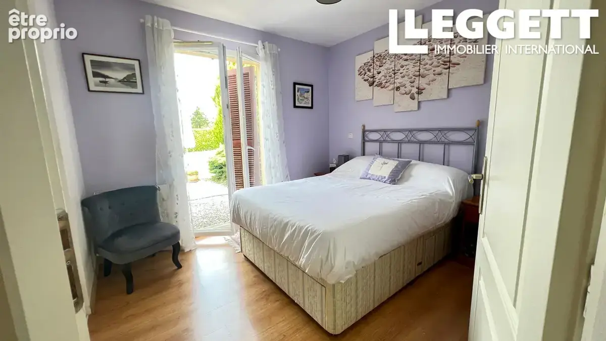 Maison de plain-pied, 4 lits, à l'orée d'un village avec des commodités, une superbe piscine, et des vues ! - photo 5