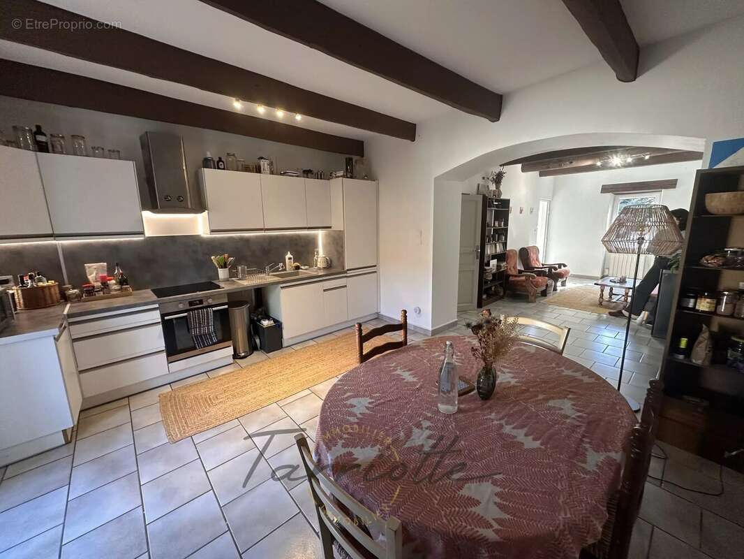 Maison à CHATEAUNEUF-DU-RHONE