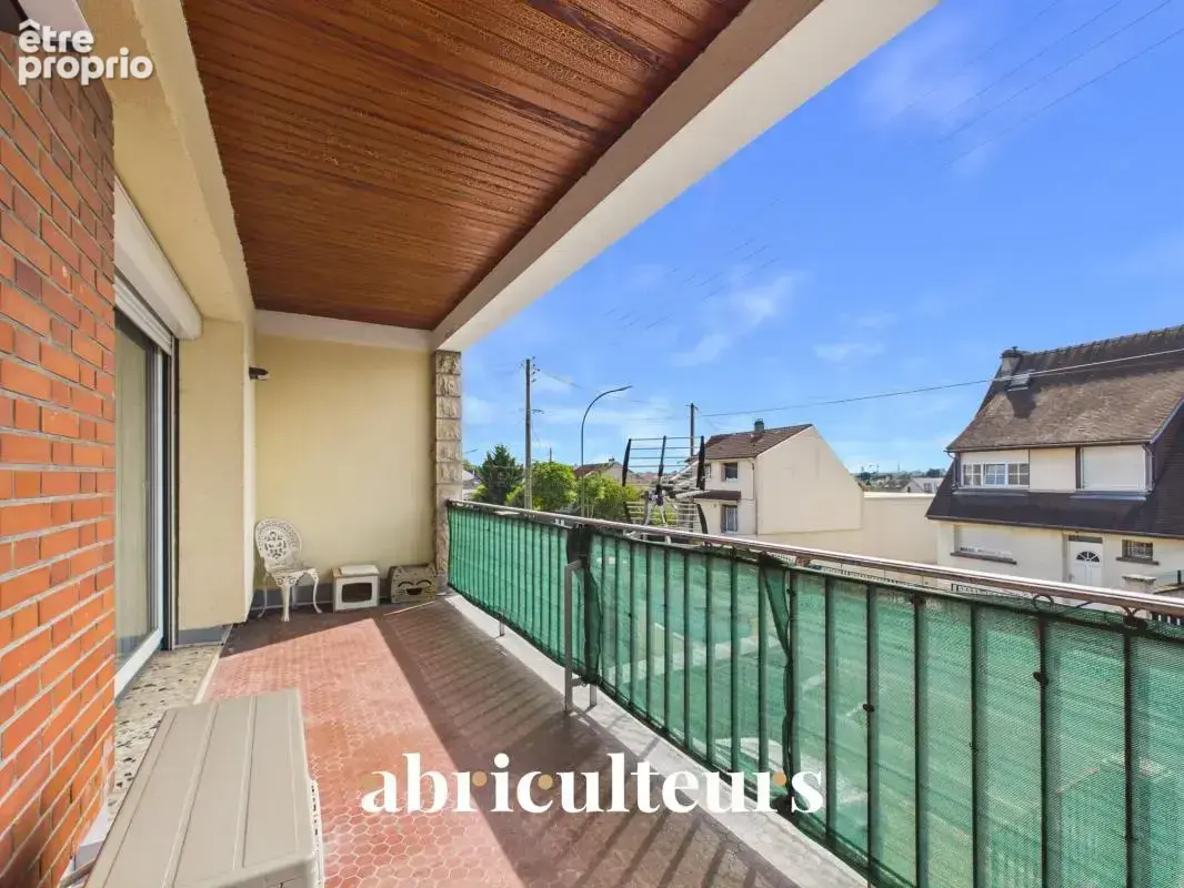 Appartement duplex 125m²  avec balcon, parking et cave en vente à Argenteuil 95100 - photo 5