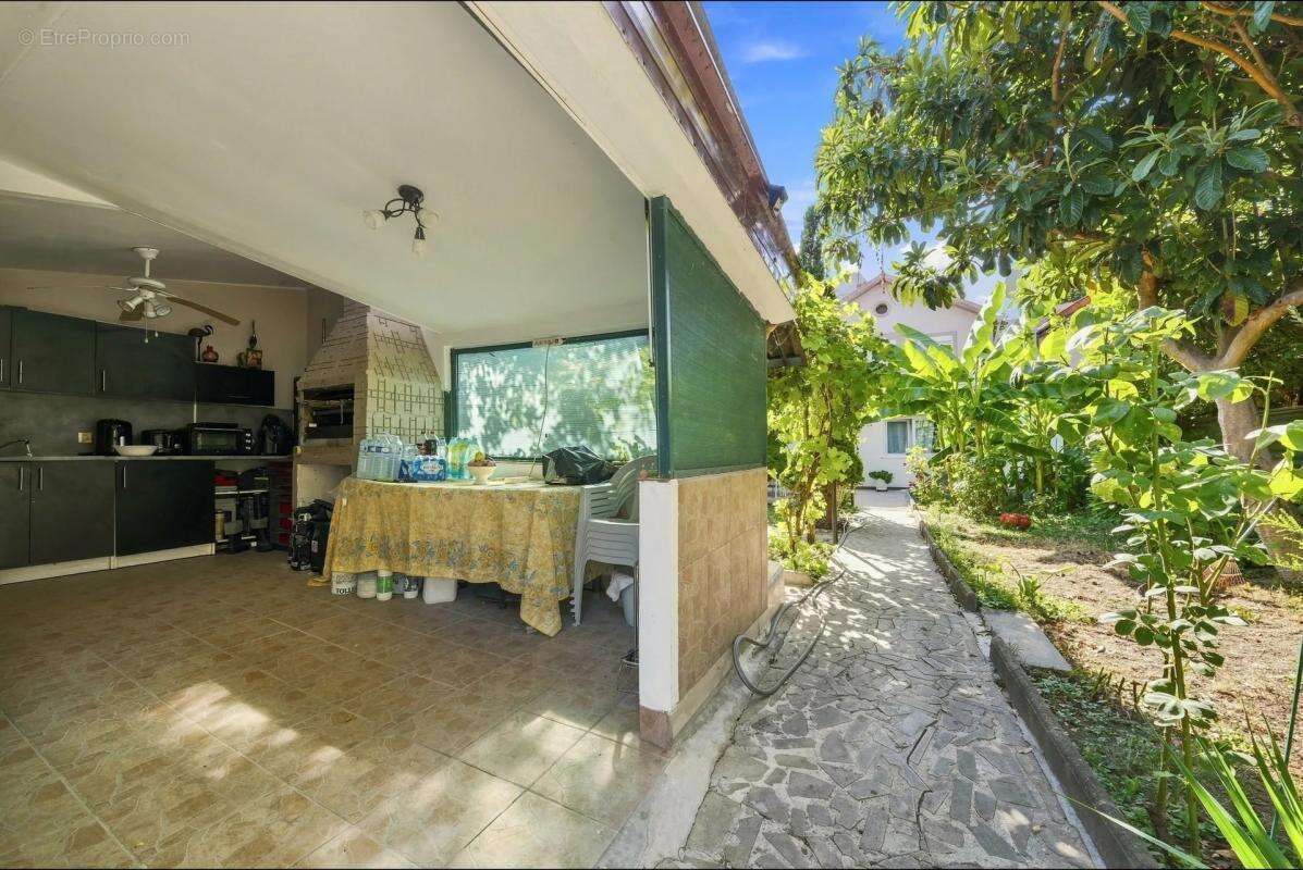 Maison de 5 pièces de 129 m² à Alfortville - photo 10