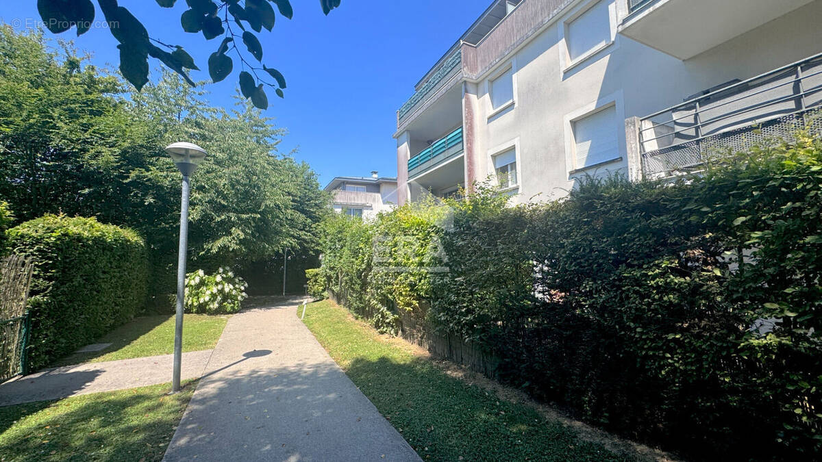 Appartement à BUSSY-SAINT-GEORGES