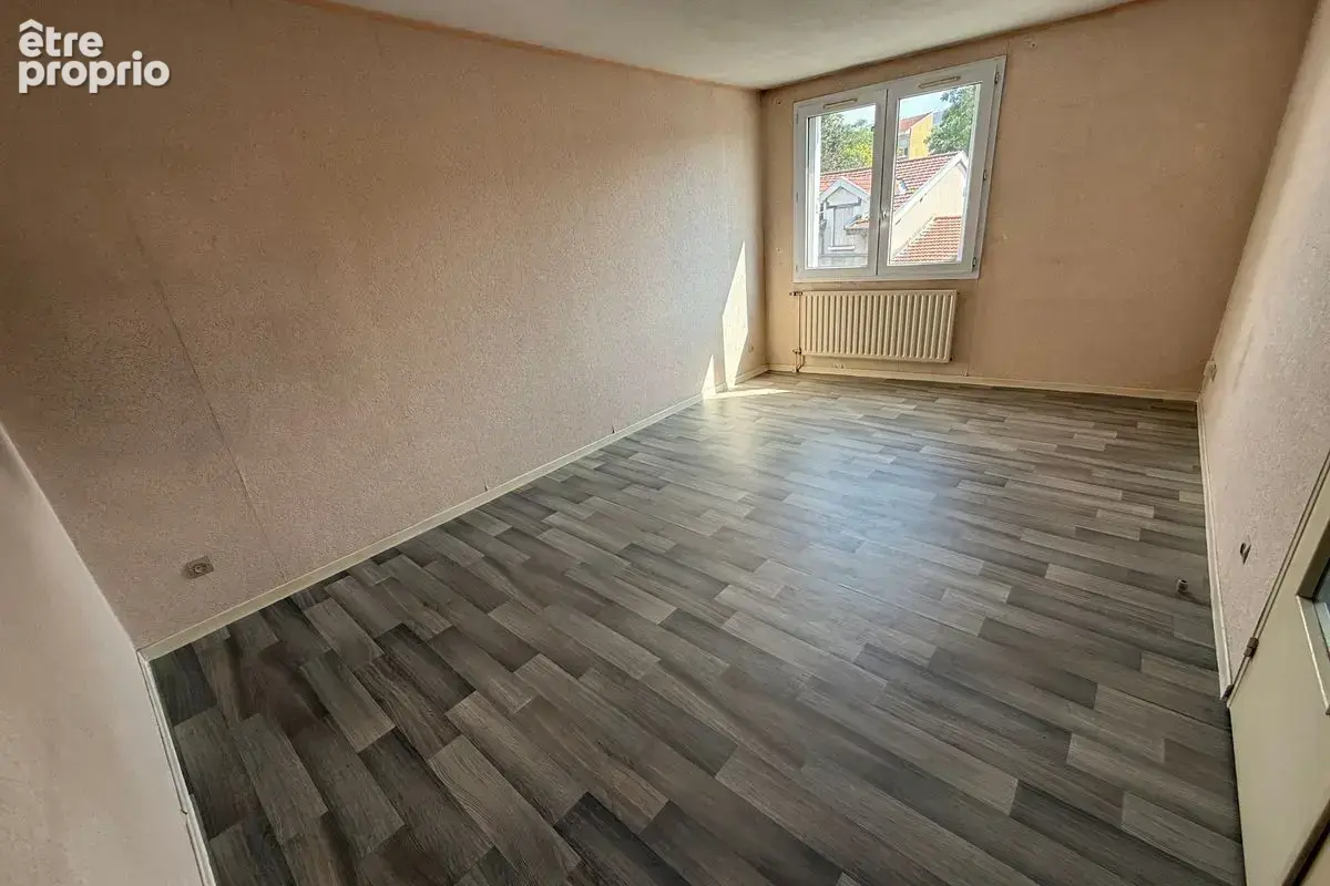 T4 de 85,66 m² à Vénissieux au prix de vente de 156 500 € - photo 6