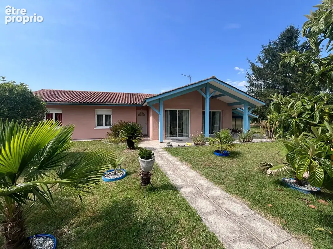 Maison Carcares Sainte Croix 4 pièce(s) 104.6 m2 - photo 1