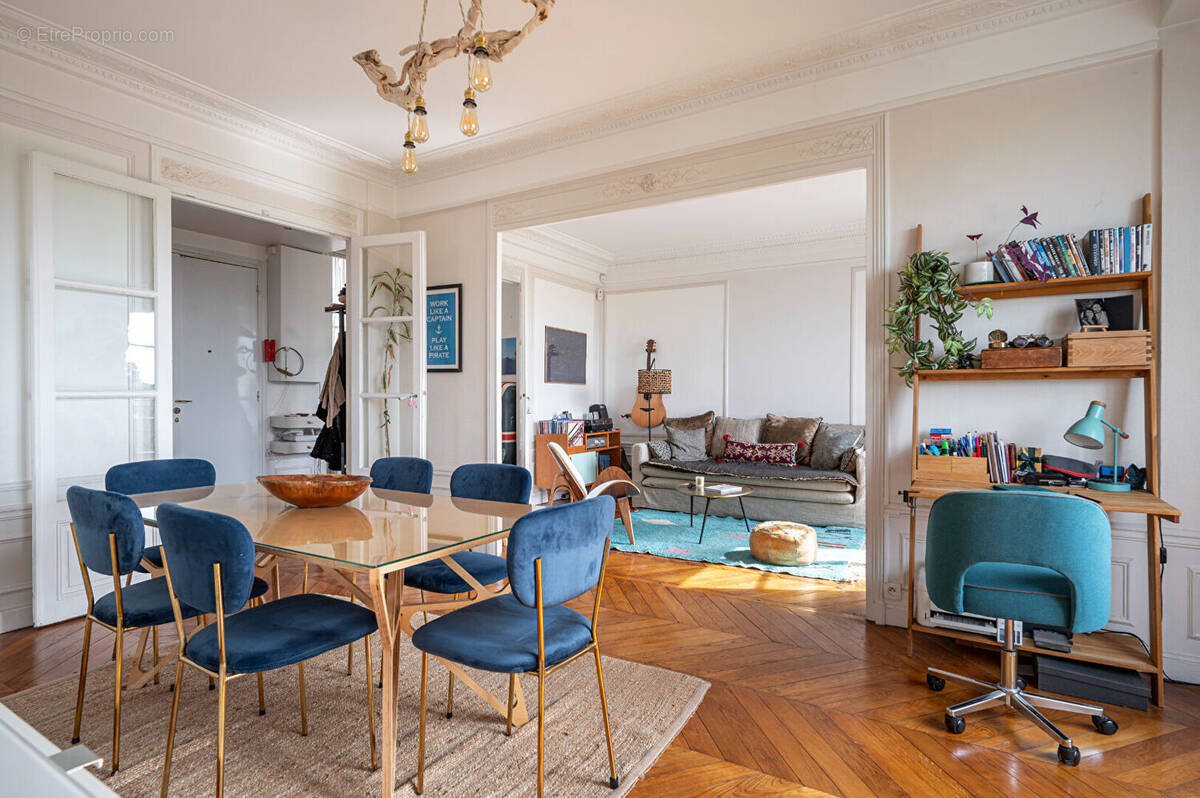 Appartement à PARIS-12E