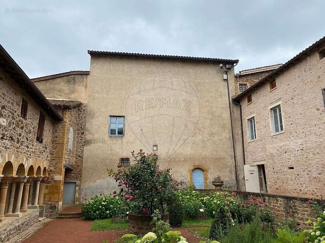 Maison à SALLES-ARBUISSONNAS-EN-BEAUJOLAIS