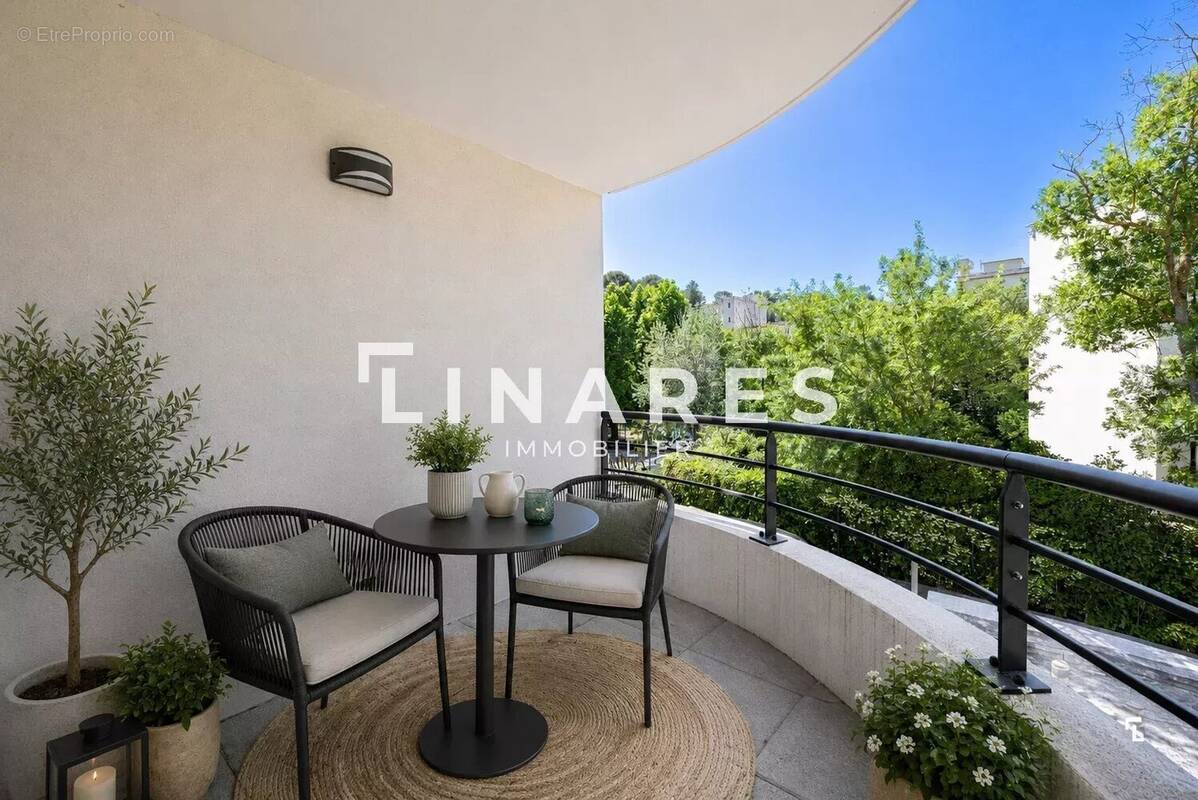 Appartement à MARSEILLE-11E