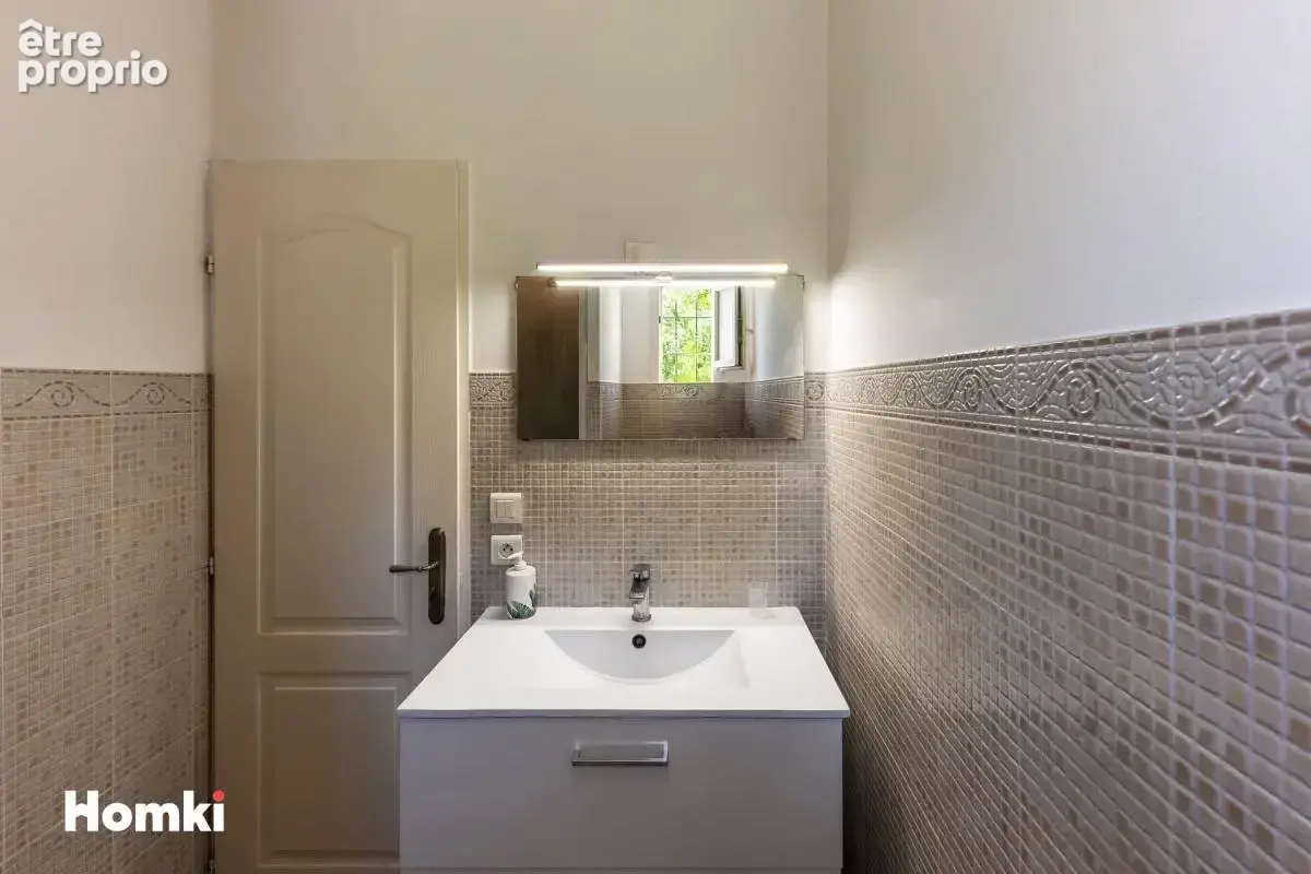 Maison/Villa T5 de 111 m² à Le Luc 83340 - photo 18