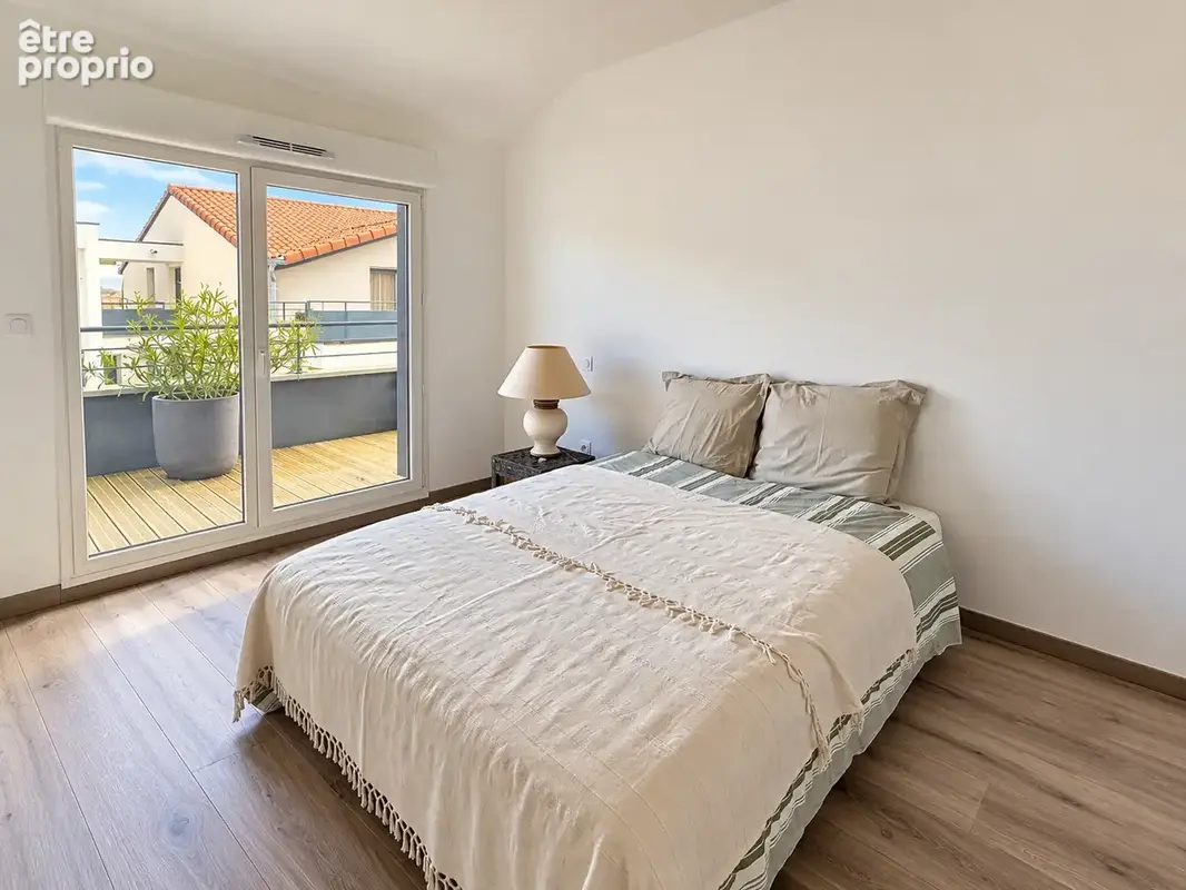 T4 de 85m2 en dernier étage avec terrasse  de 43m2 et 2 pkgs à Cugnaux - photo 3