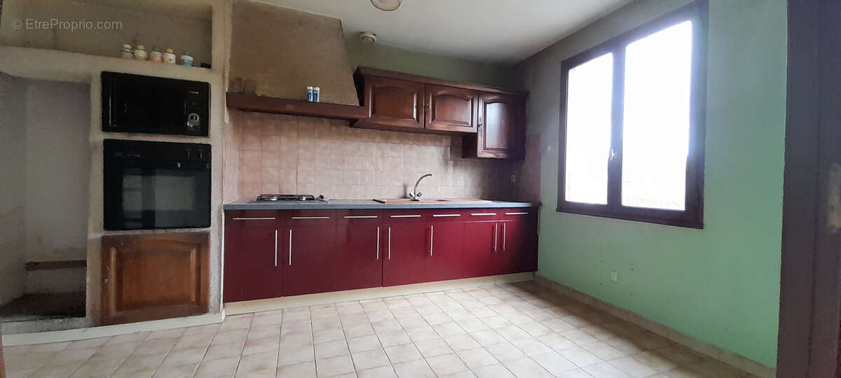 Maison à SAINT-AVAUGOURD-DES-LANDES