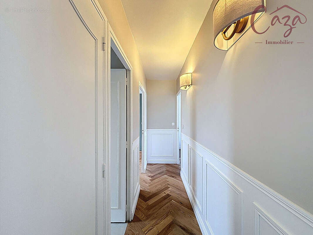 Maison à FARGUES-SAINT-HILAIRE