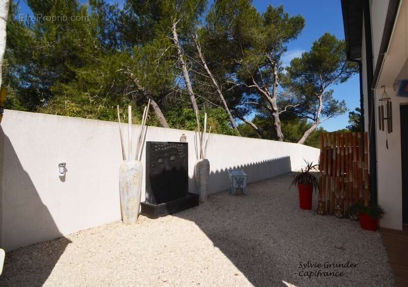 Maison à vendre contemporaine 6 pièces 4 chambres Salon de Provence - photo 14
