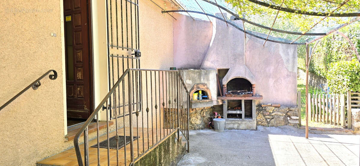 Maison à TOURTOUR