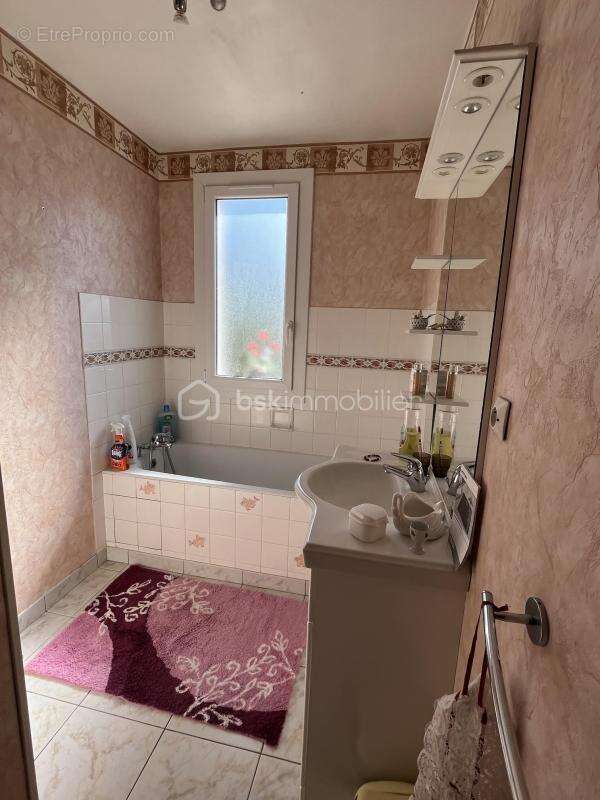 Maison Aiffres 110 m² - photo 10