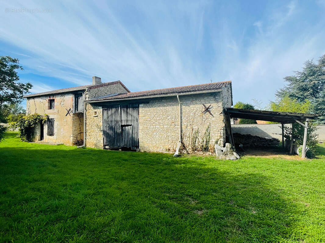 Maison à CHAMPIGNY-LE-SEC