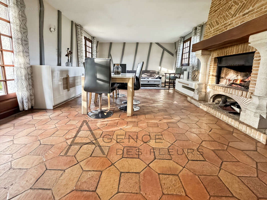 Maison à LE GROS-THEIL