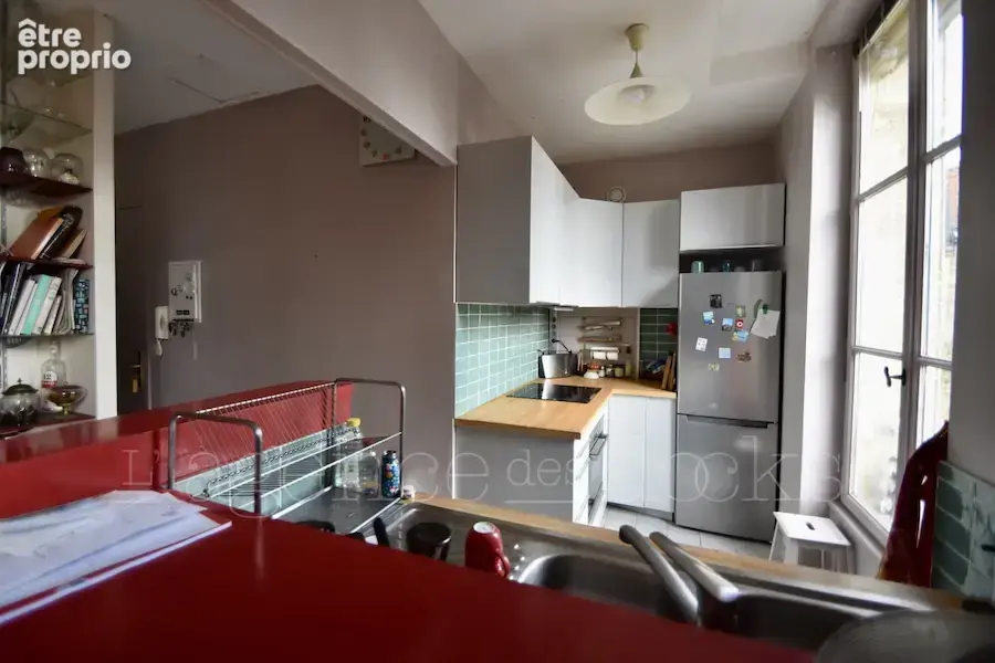 Bordeaux st pierre - vaste duplex 126m2 vue exceptionnelle sur place - photo 8