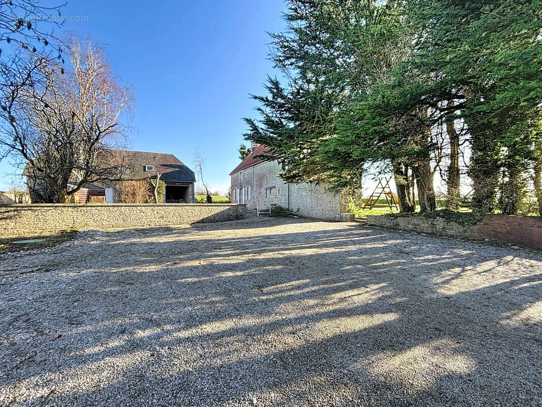Maison à ISIGNY-SUR-MER
