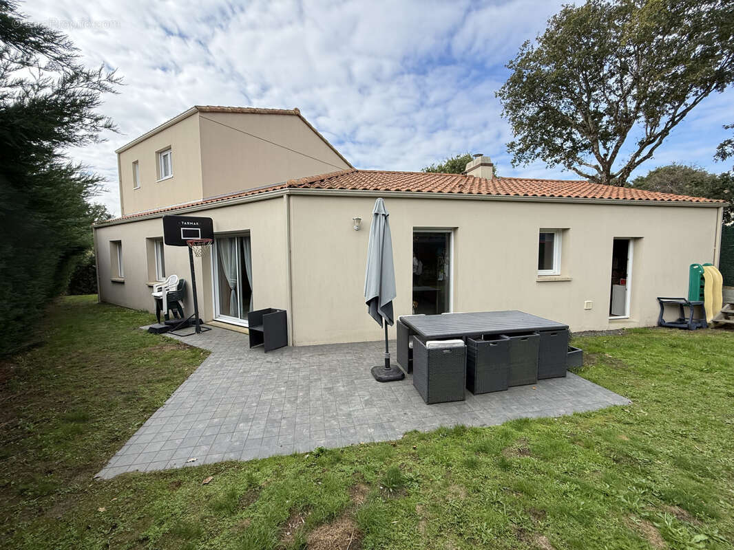 Maison à DOMPIERRE-SUR-YON