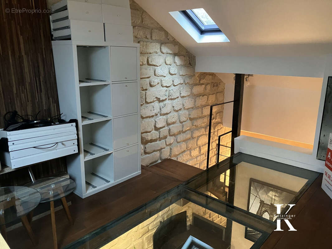 Appartement à PARIS-14E
