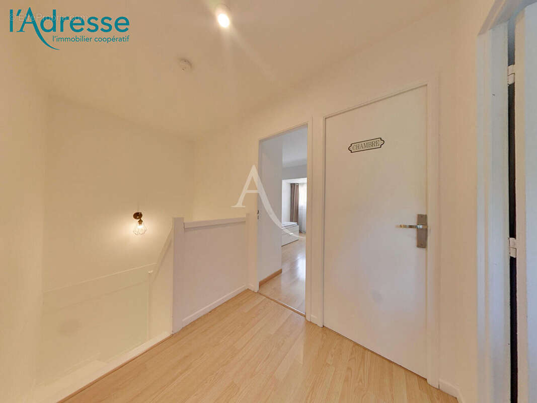 Maison Champs Sur Marne 7 pièce(s) 135 m² - photo 10
