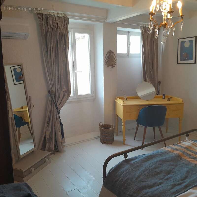 Maison à CONFOLENS