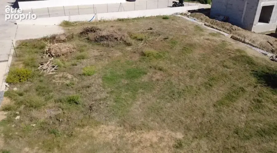 Terrain 530 m² à vendre à Aubagne (13400) - photo 2