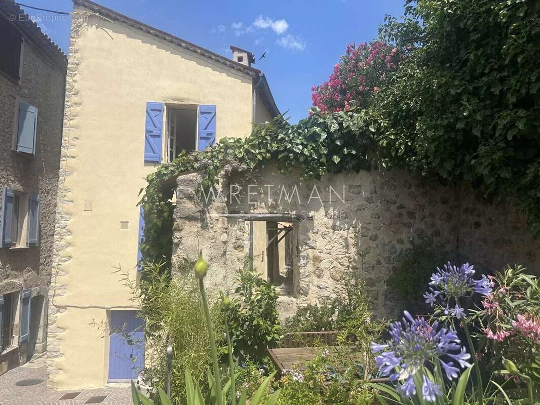 Maison à FAYENCE
