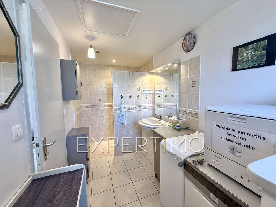 Terrain à LONGEVILLE-SUR-MER