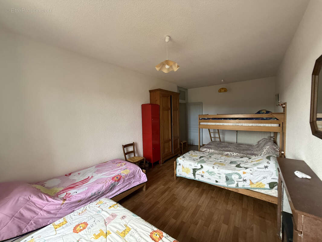 Maison à LACHAPELLE-GRAILLOUSE