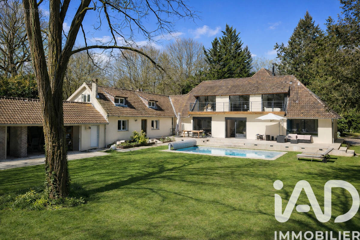Photo 1 - Maison à LAMORLAYE
