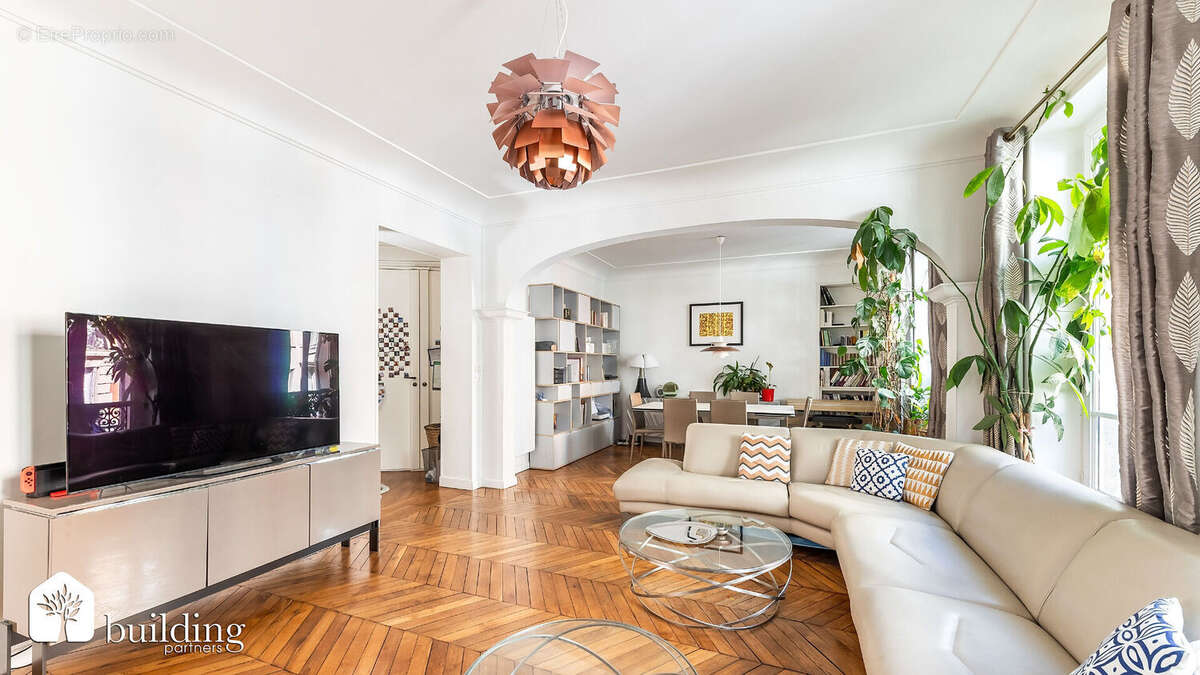 À vendre - Appartement familial 5 pièces - Paris 10e - Louis Blanc - photo 13