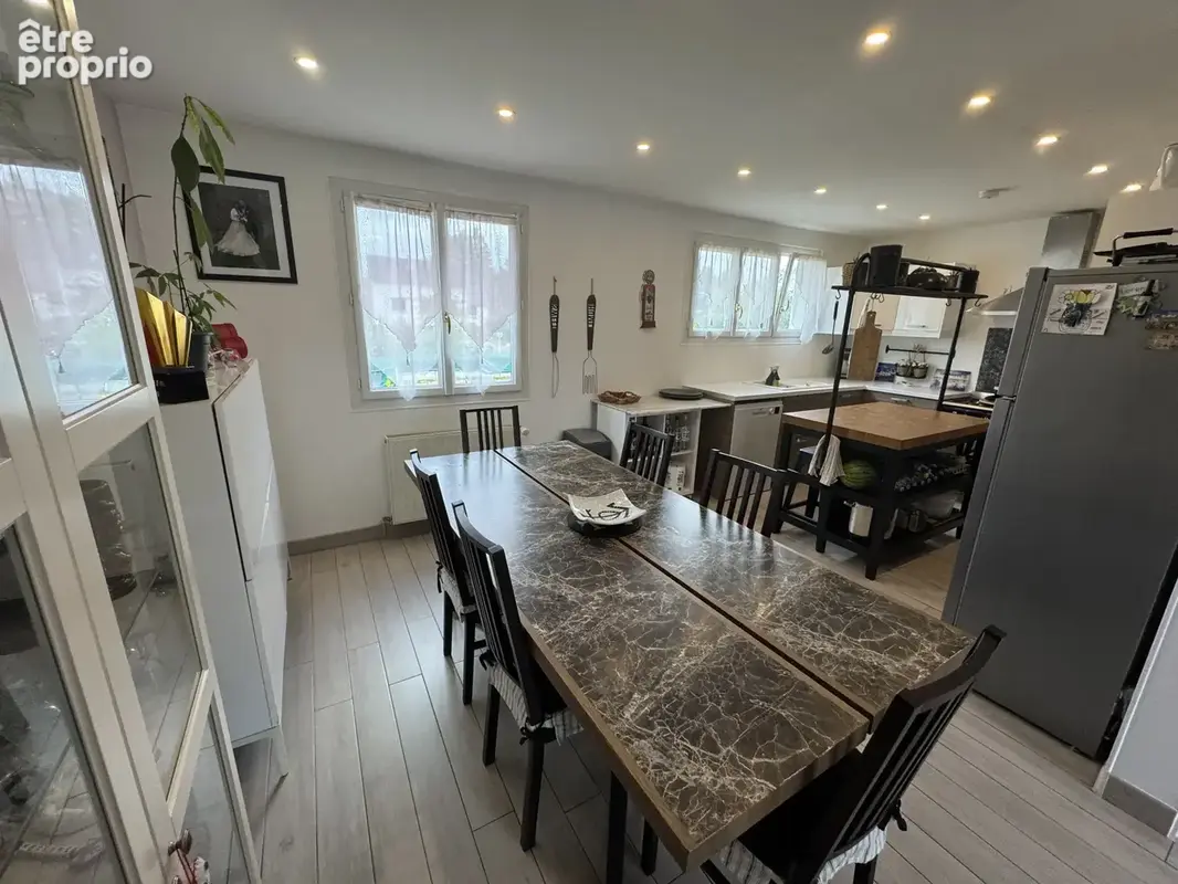 Maison rénovée avec gout, 5 chambres sur sous sol total, à 15 min de Bréval - photo 8