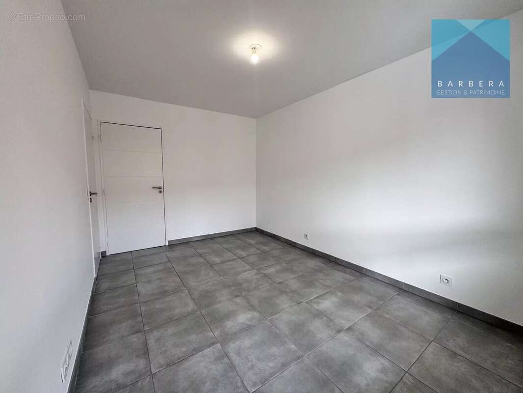 Appartement à DRAP