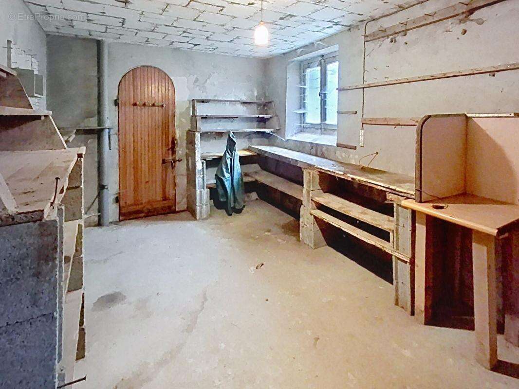 Maison à rénover Saint Hilaire De Clisson 9 pièce(s) 130 m2 - photo 9